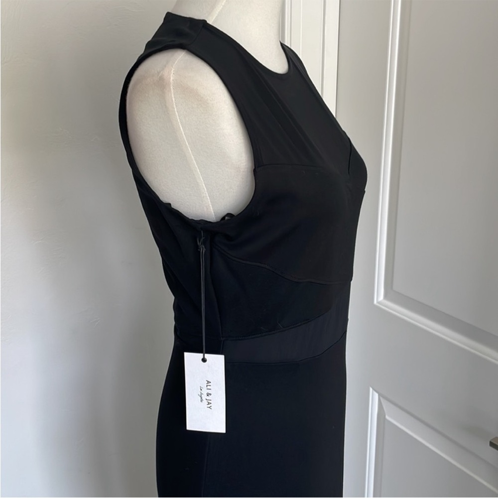 NWT Ali and Jay Mesh Sheath Cut Out Dress Size Medium - Picture 3 of 11